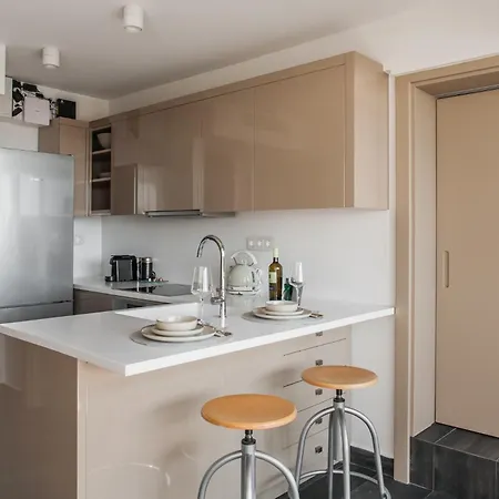 Raise Infinity Blue Penthouse Athen